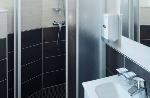 Saint-Geniez-d'Olt Hotel | Hôtel de France