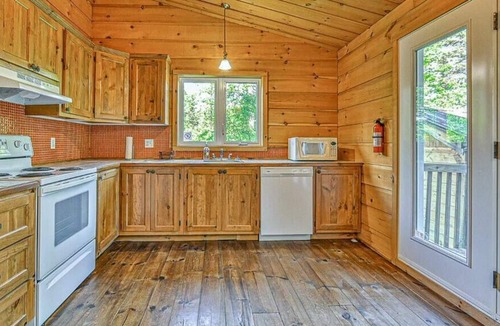 Notre-Dame-de-la-Merci House | Hôtel à la maison - Chalet le Rossignol avec spa