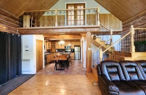 Notre-Dame-de-Montauban Ski Chalet | Hôtel à la maison - L'Apéro du Bois Rond