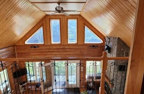 Notre-Dame-de-Montauban Ski Chalet | Hôtel à la maison - L'Apéro du Bois Rond