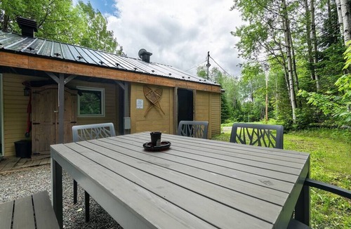 Saint-Tite-des-Caps Ski Chalet | Hôtel à la maison - CABAN 49, nature, forêt et spa
