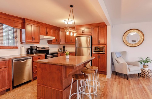 Riviere Du Loup House | Hôtel à la maison - La Bleue Maritime