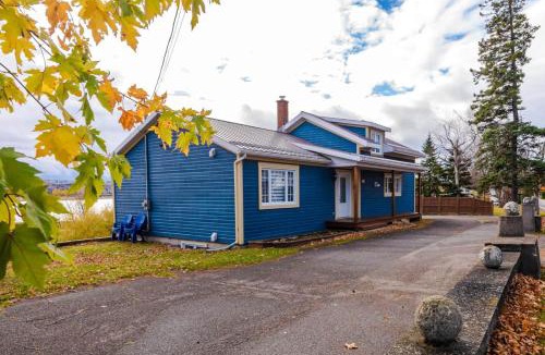 Riviere-du-Loup Regional County Municipality House | Hôtel à la maison - La Bleue Maritime