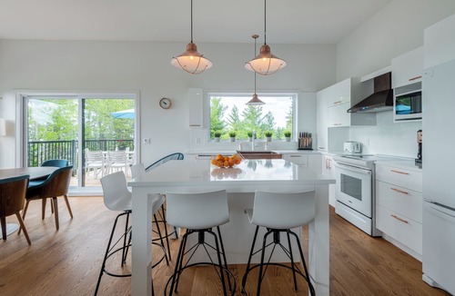 Saint Irenee House | Hôtel à la maison - L'Envol, spa et fleuve!