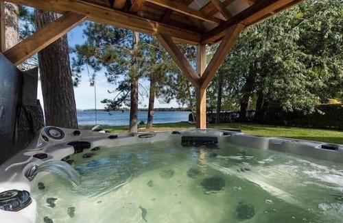 Stratford House | Hôtel à la maison - Le Valentin du lac Aylmer, spa