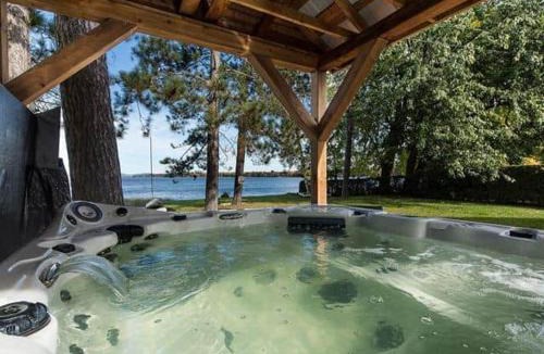 Stratford House | Hôtel à la maison - Le Valentin du lac Aylmer, spa