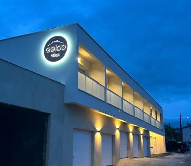 Espalion Hotel | Hôtel égide