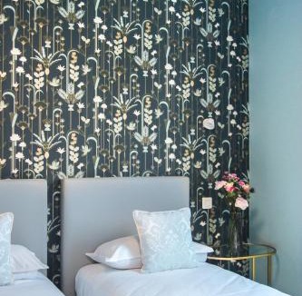 Laval Hotel | Hôtel 3 étoiles - Le Petit Périer
