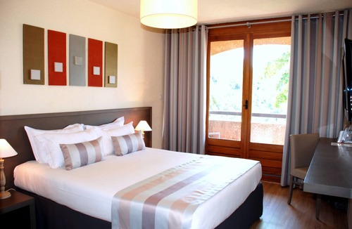 Generargues Hotel | Hôtel 3* La Vallée des 3 Barbus