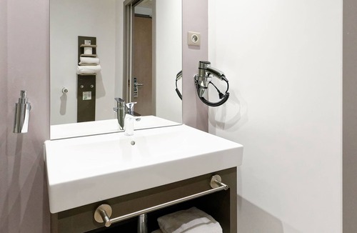 Vaux-les-Pres Hotel | Hôtel Akena Besançon