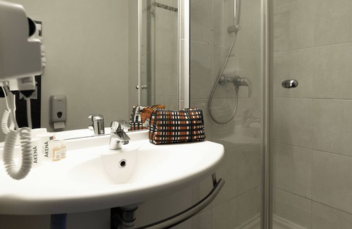 Caudry Hotel | Hôtel Akena Caudry Cambrai