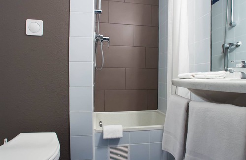 Sainte-Luce-sur-Loire Hotel | Hôtel AKENA Nantes