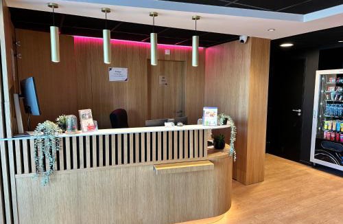 Pierrelaye Hotel | Hôtel Akena Pierrelaye