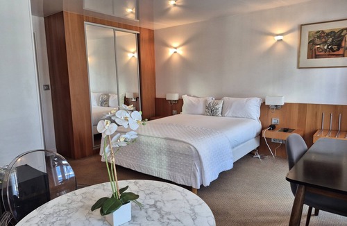 Madeleine Hotel | Hôtel Alison