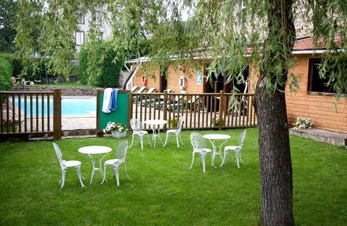 La Courtine Hotel | Hôtel Au Petit Breuil