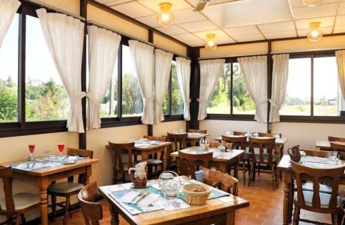Saint-Michel-sur-Loire Hotel | Hôtel Auberge de la Bonde logis
