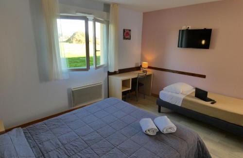 Saint-Junien Hotel | Hôtel Azur Saint Junien Cit'Hotel