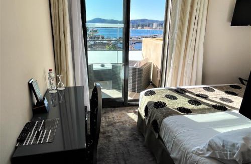 Le Lavandou Hotel | Hôtel Baptistin