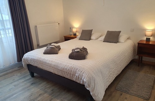 Forges-les-Bains Hotel | Hôtel-Bar-Restaurant de la promenade