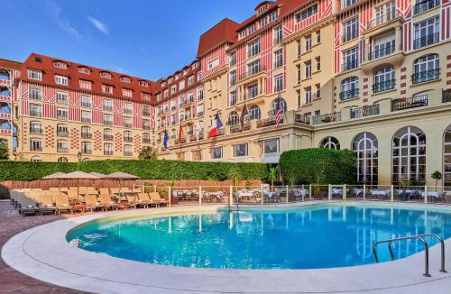 Deauville City Centre Hotel | Hôtel Barrière Le Royal Deauville