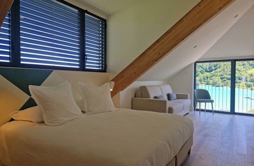 Charavines Hotel | Hôtel Beau Rivage