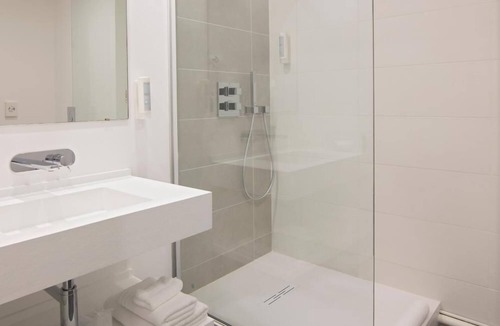 Montlucon Hotel | Hôtel Bomotel
