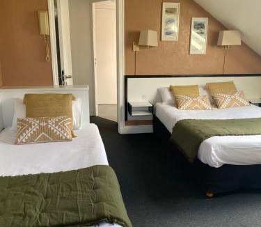 Gare-Jouvenet Hotel | Hôtel Céline - Hôtel de la Gare