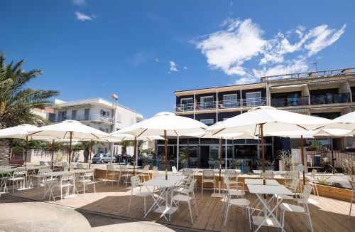 Le Grau-Du-Roi Hotel | Hôtel Café Miramar