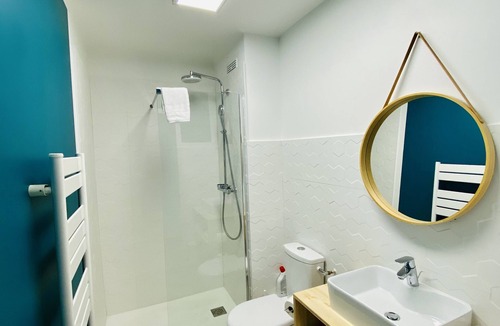 Le Grau-Du-Roi Hotel | Hôtel Café Miramar