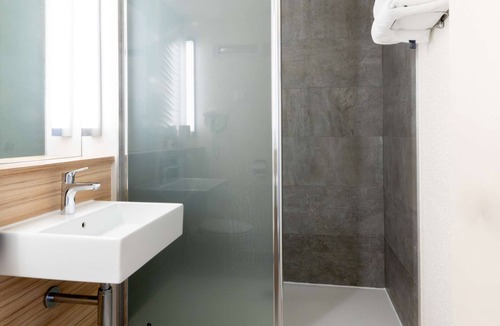 Muire - Haubette Hotel | Hôtel Campanile Reims Ouest - Tinqueux