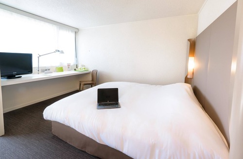 Sept Deniers - Ginestous Hotel | Hôtel Campanile Toulouse Nord - Sesquières