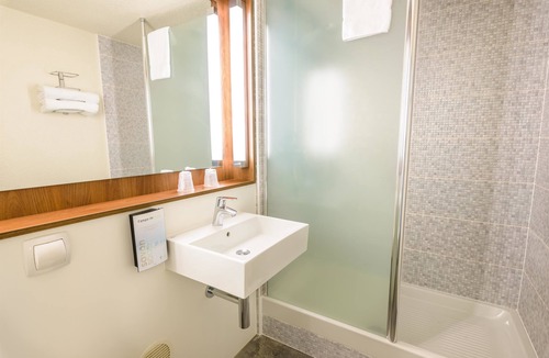 Sept Deniers - Ginestous Hotel | Hôtel Campanile Toulouse Nord - Sesquières