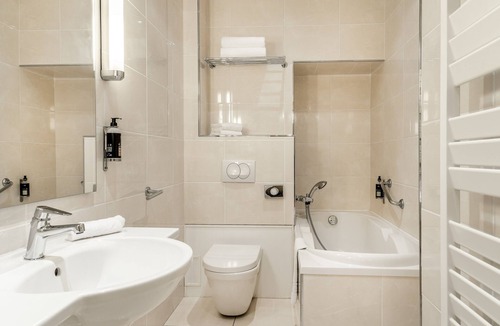 Hesdin-l'Abbe Hotel | Hôtel Château Cléry