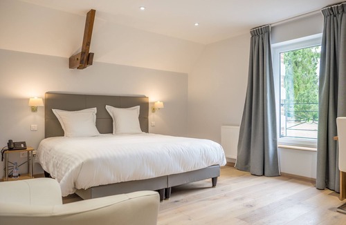 Fourmies Hotel | Hôtel Château de la Marlière