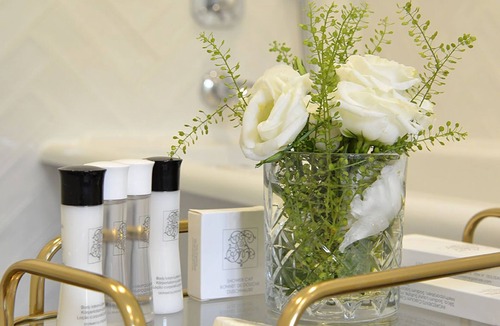 Gueron Hotel | Hôtel Château Saint-Gilles - Bayeux