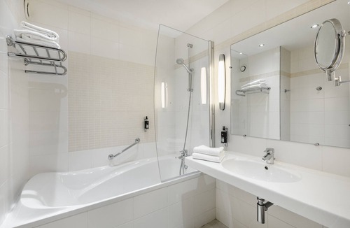 Tilques Hotel | Hôtel Château Tilques