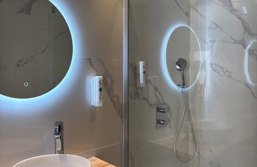 Le Puy-en-Velay Hotel | Hôtel Chris'tel
