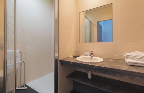 Cauterets Hotel | Hôtel Christian