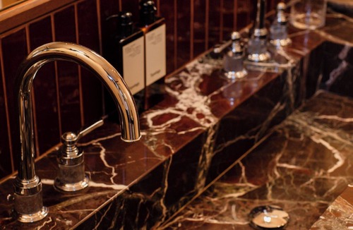 Les Halles Hotel | Hôtel Confidentiel