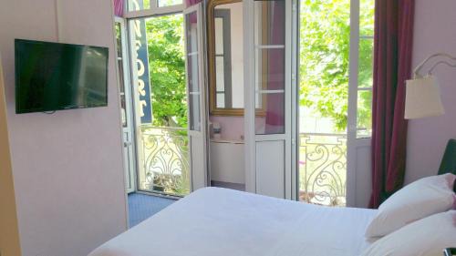 Tarascon-sur-Ariege Hotel | Hôtel Confort 09 ou HC-09