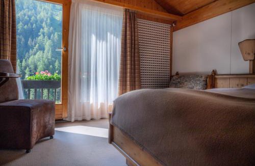 Grimentz Hotel | Hôtel Cristal - Swiss Riders Lodge Grimentz