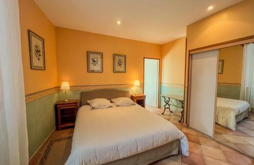 Caunes-Minervois Hotel | Hôtel d'Alibert