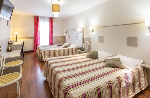 Saint-Calais Hotel | Hôtel d'Angleterre