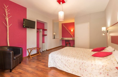 Saint-Calais Hotel | Hôtel d'Angleterre