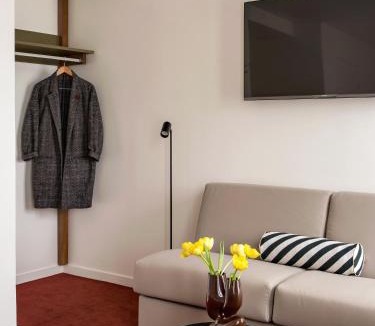18th Arrondissement Hotel | Hôtel Dalila- Orso Hotels