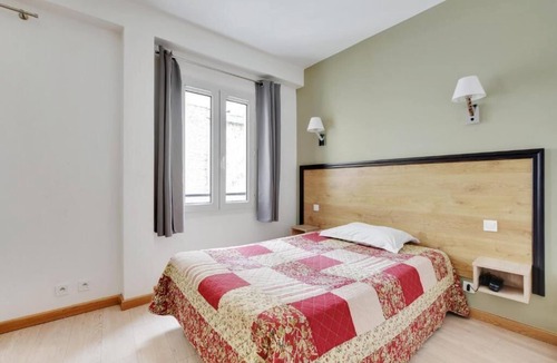 Dijon Centre Ville Hotel | Hôtel Dauphine-Dijon Gare-Self Check In