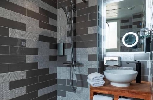 Quartier de la Chapelle Hotel | Hôtel de Bellevue Gare du Nord