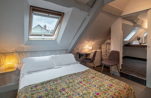 Azay-le-Rideau Hotel | Hôtel de Biencourt