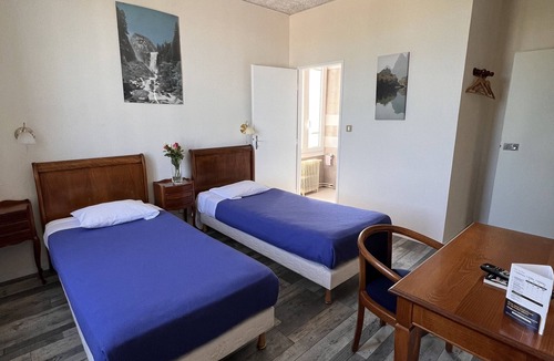 Saint-Dizier Hotel | Hôtel De Champagne