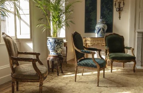 Aubusson House | Hôtel de Colbert